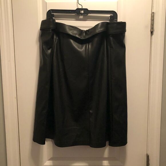 ELOQUII Faux Leather Tie Waist Skirt - Picture 6 of 6